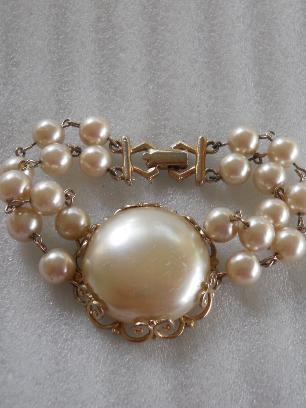Faux Pearl Bracelet    930